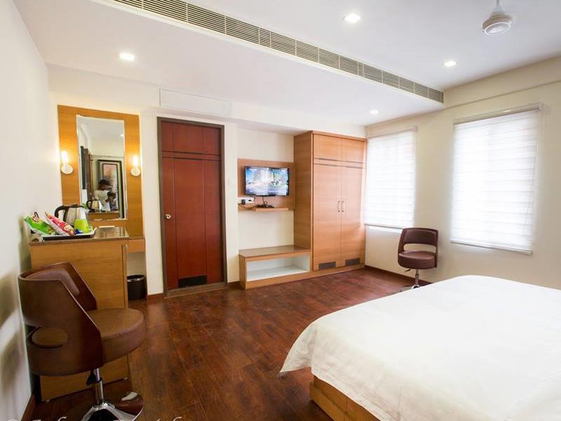 Hotel Adore Residency Vadapalani Chennai